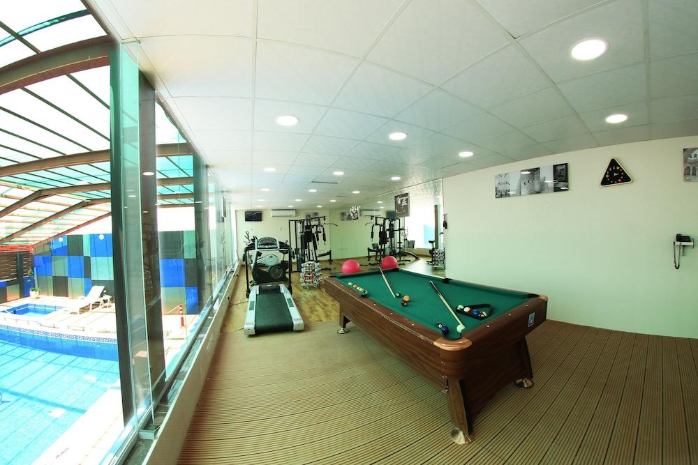 Warwick Al Dabab Riad Exterior foto